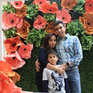 Meet your Posher, Shora